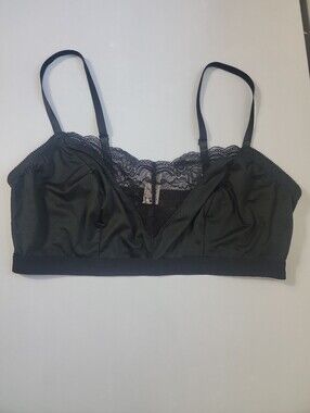 Torrid Women's Black W/ Lace Accent Wireless Bra, 1 NWT